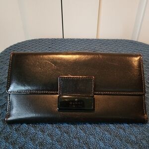 Gucci dark brown double-sided wallet